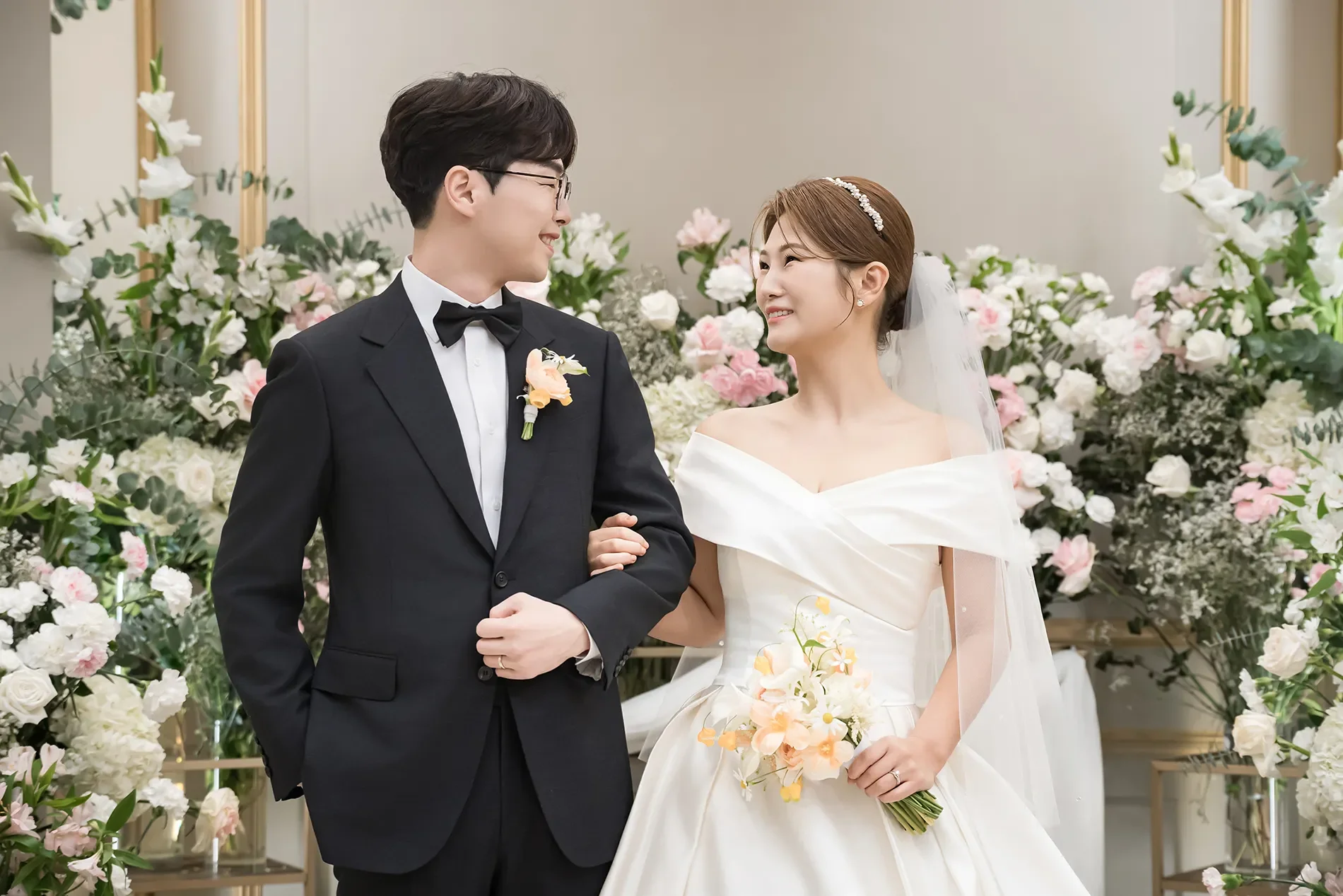 더청담웨딩 image 1